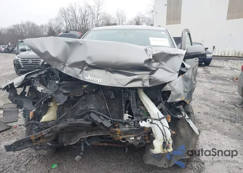 2013 Jeep Grand Cherokee Laredo z USA, uszkodzony, nr VIN 1C4RJFAGXDC506961